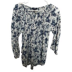 Chaps 3/4 sleeve blouse crew neck with button blue and white 100% cotton Small